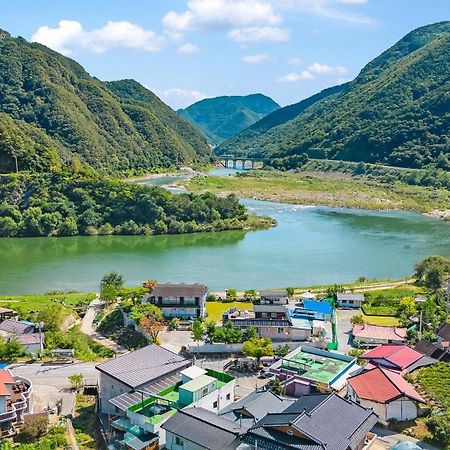 Yeongwol Gangeulpumeunsoo Pension Exterior foto